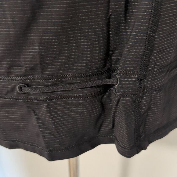 Lululemon Black Elevate Tank Top 10 Luxtreme Excellent DrawString Waist - Picture 11 of 12